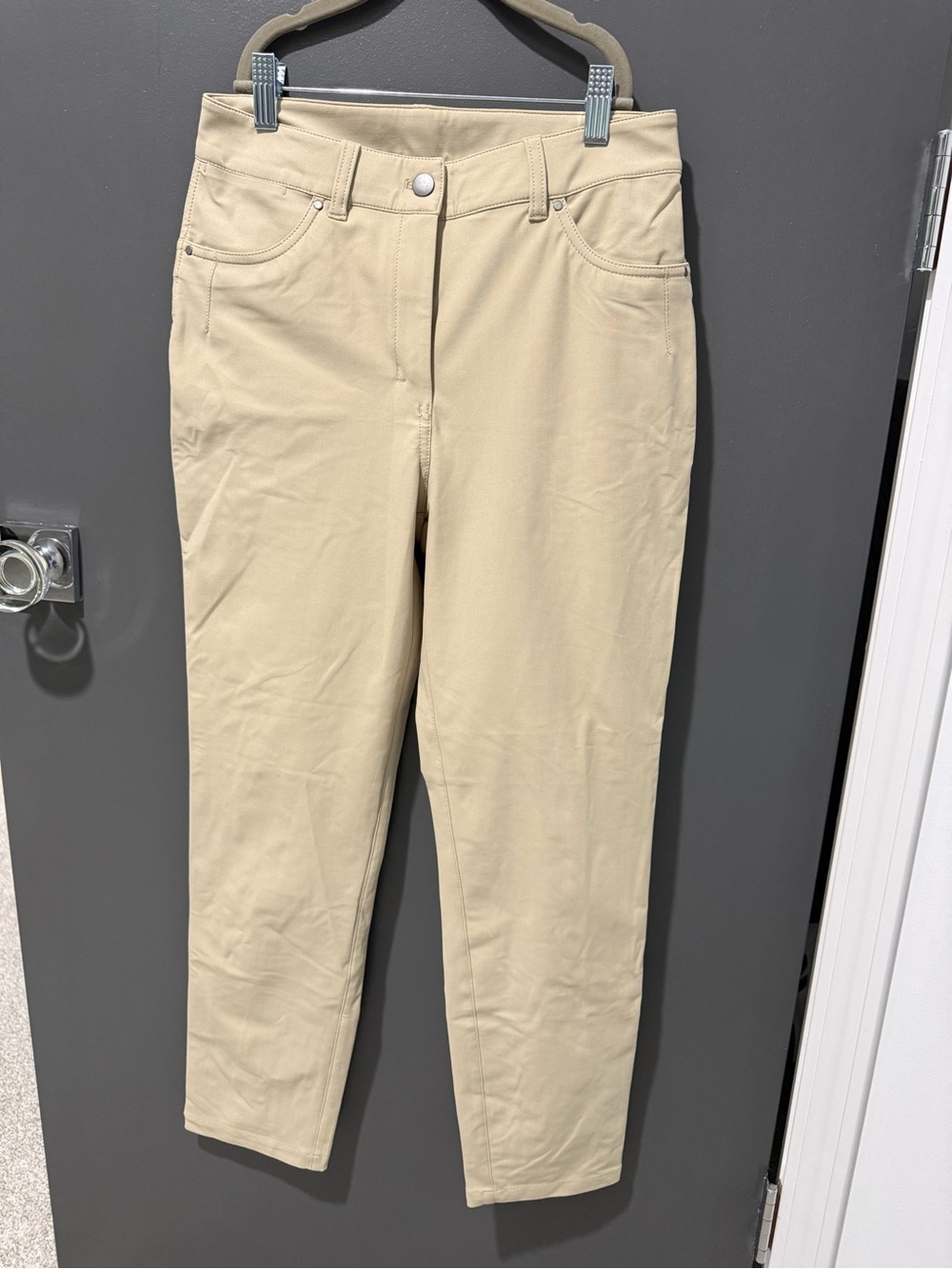 lululemon athletica City Sleek 5 Pocket Pant 7/8 Size 6 Beige Pant